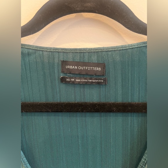 Urban Outfitters Miranda Metallic Pleated Green Dress size XS - Picture 2 of 7